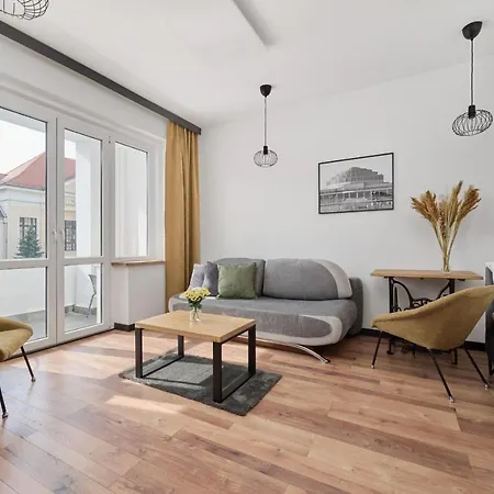 Апартаменты Norwida With Balcony Downtown By Renters *