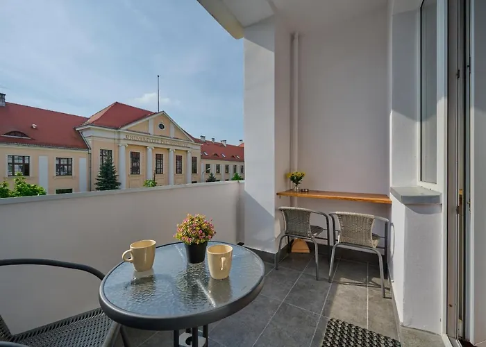 Apartment Norwida With Balcony Downtown By Renters *