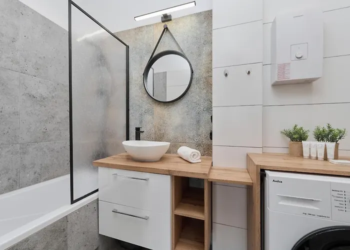 Norwida With Balcony Downtown By Renters *