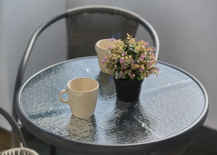 Norwida With Balcony Downtown By Renters Apartment